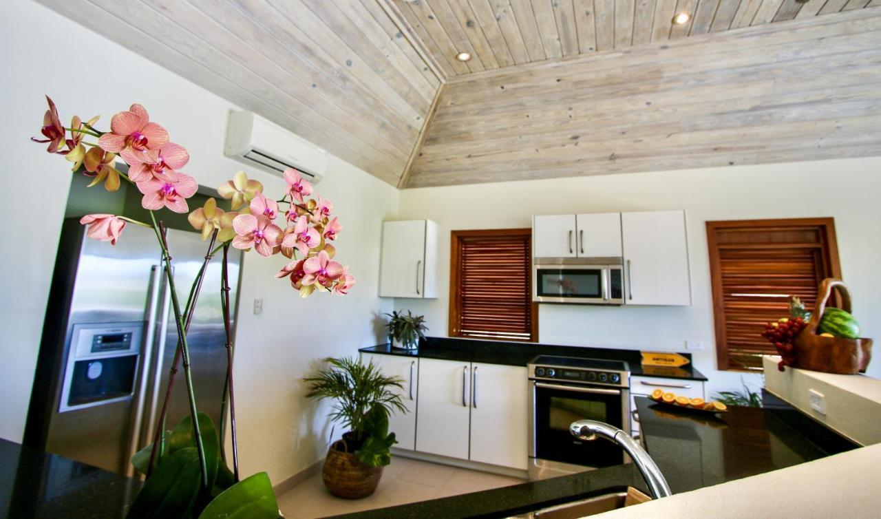 Hotel The Hideaway At Hughes Point Freetown Village Exteriér fotografie