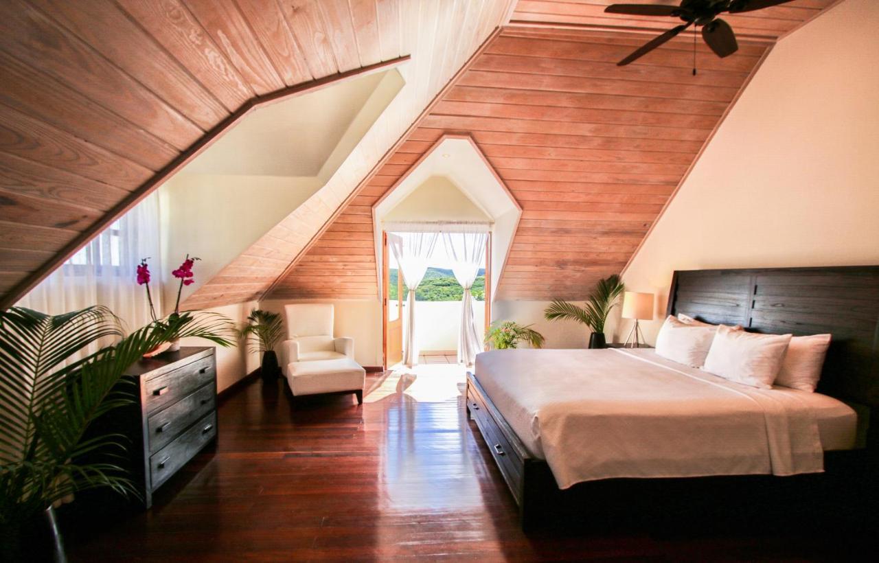 Hotel The Hideaway At Hughes Point Freetown Village Exteriér fotografie