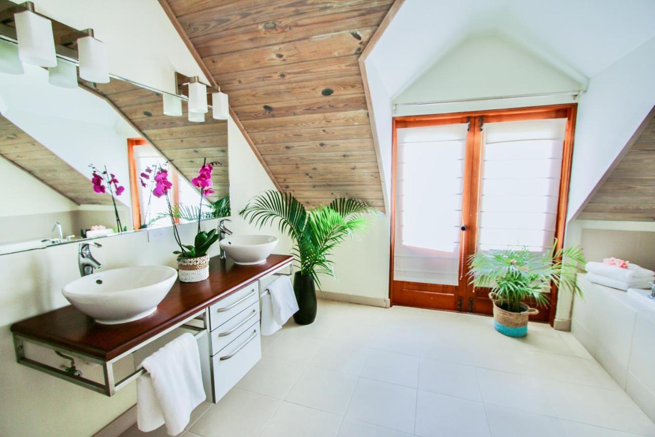 Hotel The Hideaway At Hughes Point Freetown Village Exteriér fotografie